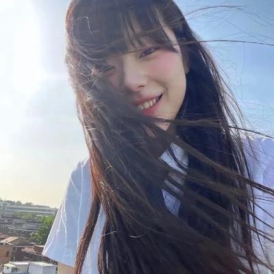 悄悄跟着我 在线观看